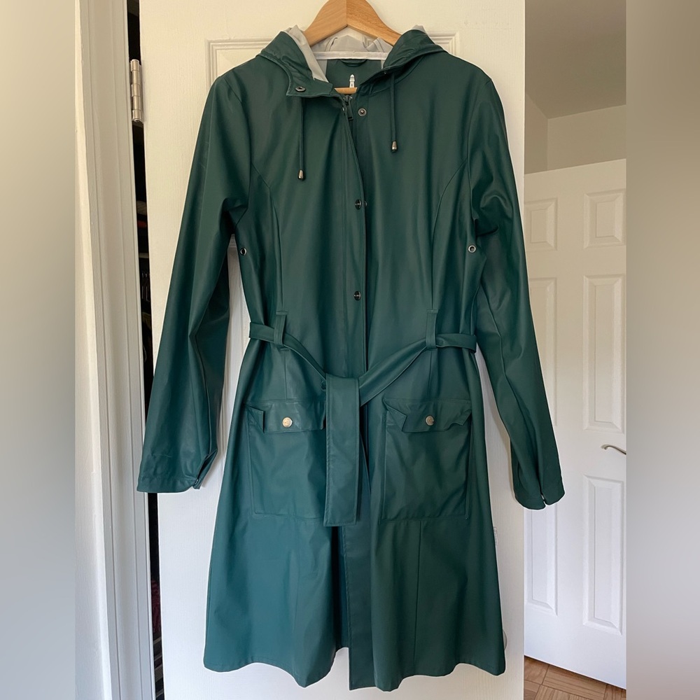 Rains Curve Women's Green Hooded Raincoat